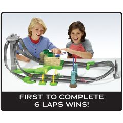 Hot Wheels MarioKart Çılgın Dönüş Parkuru