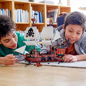 LEGO Creator Korsan Gemisi 31109
