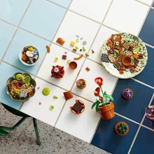 LEGO Icons Minik Bitkiler 10329 Yetişkinlere Özel 758 Parça