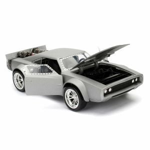 1:24 Fast&Furıous Dom's FF8 Ice Charger Model Araba
