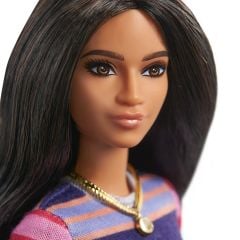 Barbie Büyüleyici Parti Bebekleri