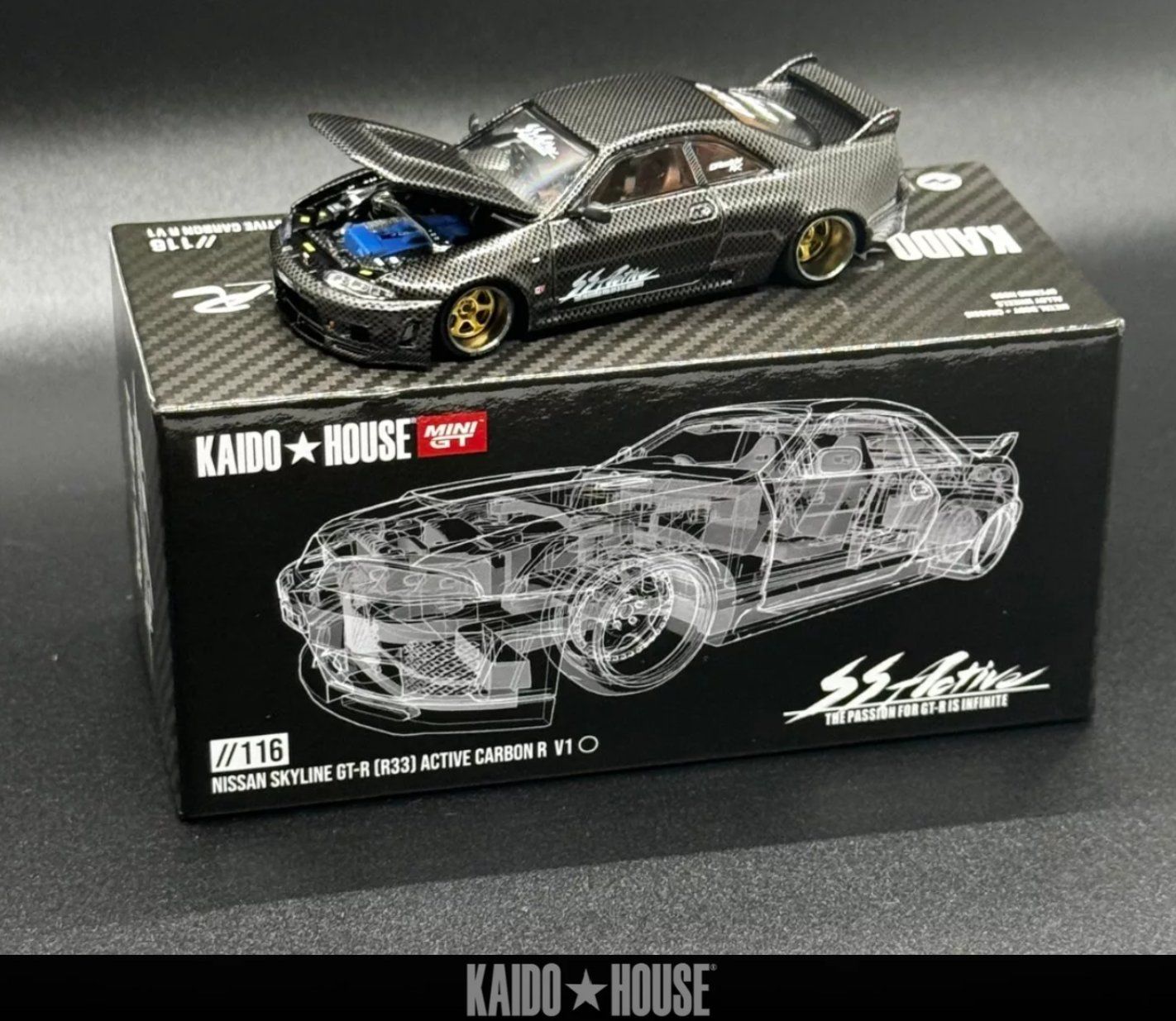 Mini GT 1:64 Nissan Skyline GT-R (R33) Active Carbon R