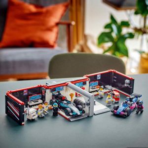 LEGO City F1 Garajı ve Mercedes AMG ve Alpine Arabaları 60444