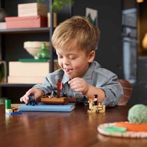 LEGO Minecraft™ Korsan Gemisi Yolculuğu 21259