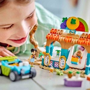 LEGO® Friends Meyveli İçecek Plaj Standı 42625