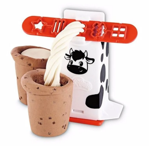 Play-Doh Mutfak Atölyesi Sütlü Kurabiye Seti