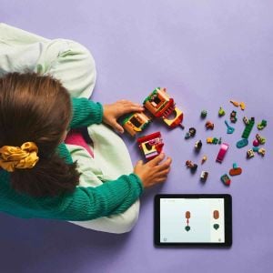 LEGO Friends Heartlake City Dondurma Kamyonu 43261