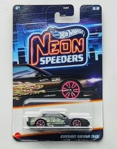 Hot Wheels Neon Yarışçılar Serisi Uzun Kart Nissan Silvia (S13)
