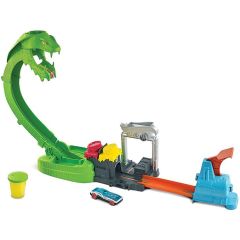 Hot Wheels Zehirli Yılanla Çarpışma Oyun Seti