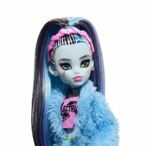 Monster High Creepover Party Frankie Stein