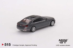 Mini GT 1:64 BMW 750Li xDrive Bernina Grey Amber Effect