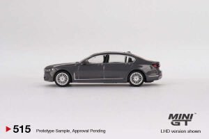 Mini GT 1:64 BMW 750Li xDrive Bernina Grey Amber Effect