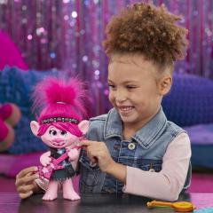 Trolls World Tour Şarkı Söyleyen Poppy