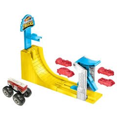 Hot Wheels Monster Trucks Gökyüzü Sıçrayışı Oyun Seti