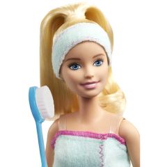 Barbie Spa Günü Bebeği