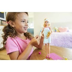 Barbie Spa Günü Bebeği