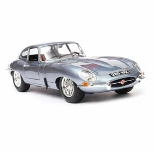 Burago 1:18 Jaguar E Coupe 1961 Model Araba