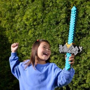 Minecraft Filmi 2 in 1 Dönüşebilen Kılıç 50 cm JFR72