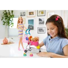 Barbie ve Köpekleri Geziyor Oyun Seti