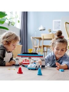 Lego Duplo Yarış Arabaları 10947