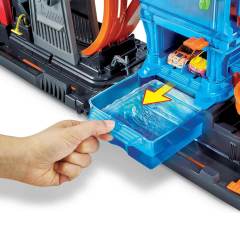 Hot Wheels Dev Ahtapot ile Araba Yıkama Oyun Seti