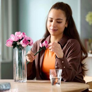 LEGO Icons Pembe Gül Buketi 10374