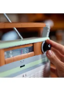 LEGO Icons Retro Radyo 10334 906 Parça