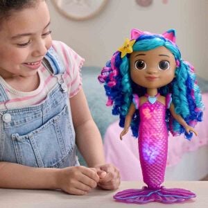Gabby's Dollhouse Sesli ve Işıklı Sing & Shine Deniz Kızı Bebeği 30 cm.